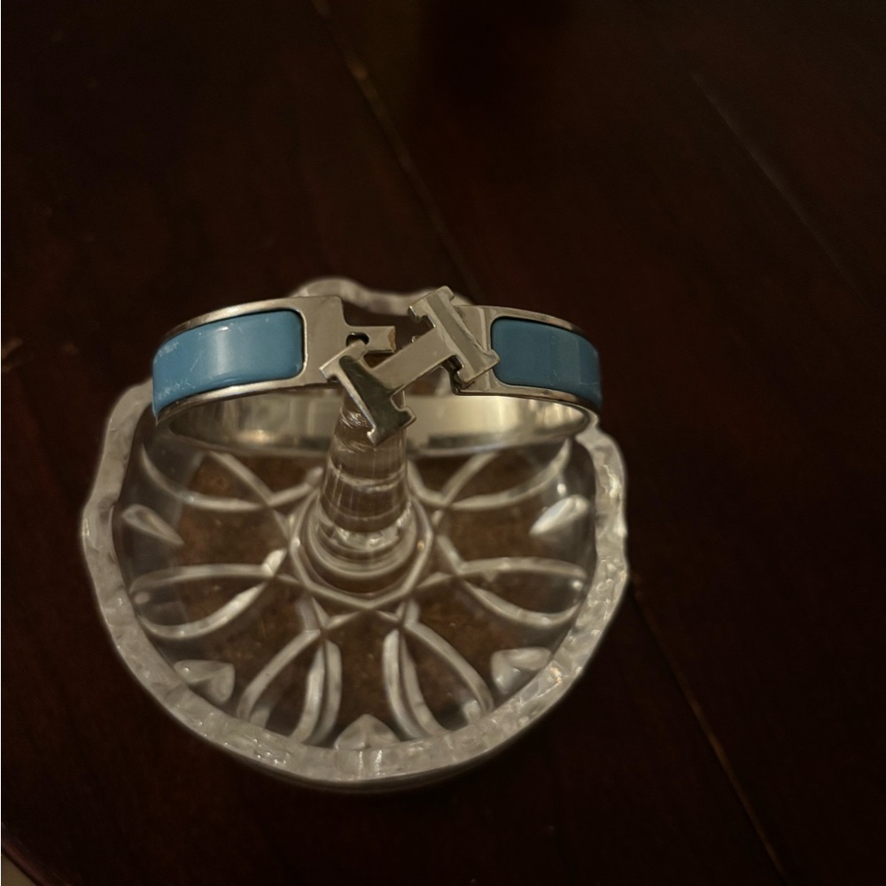 Hermès Clic H Blue Enamel at Turnlock Cuff Bracelet 🩵🐎